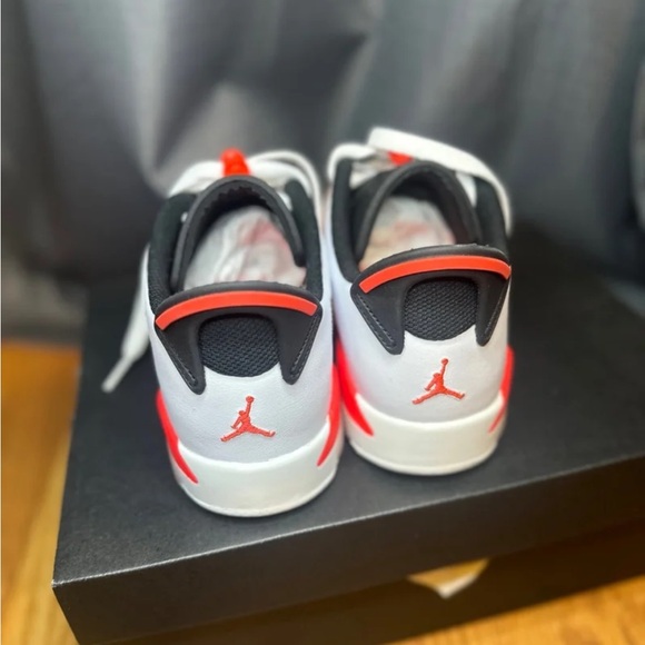 Jordan 6 retro low GS - Picture 4 of 6